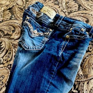 Miss Me mid rise easy skinny Jean